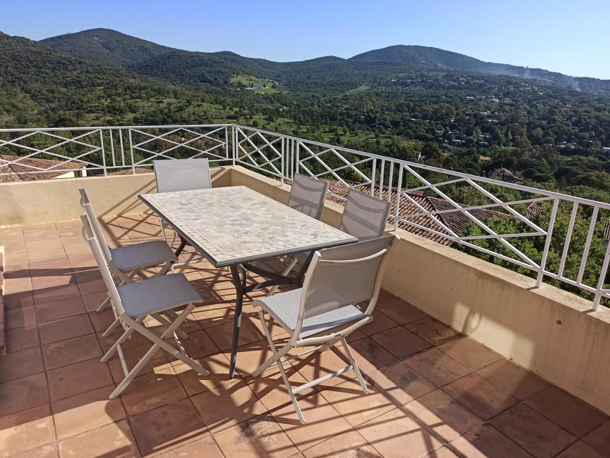 דירות גרימו Les Restanques, Bastides Vue Golfe Saint Tropez מראה חיצוני תמונה