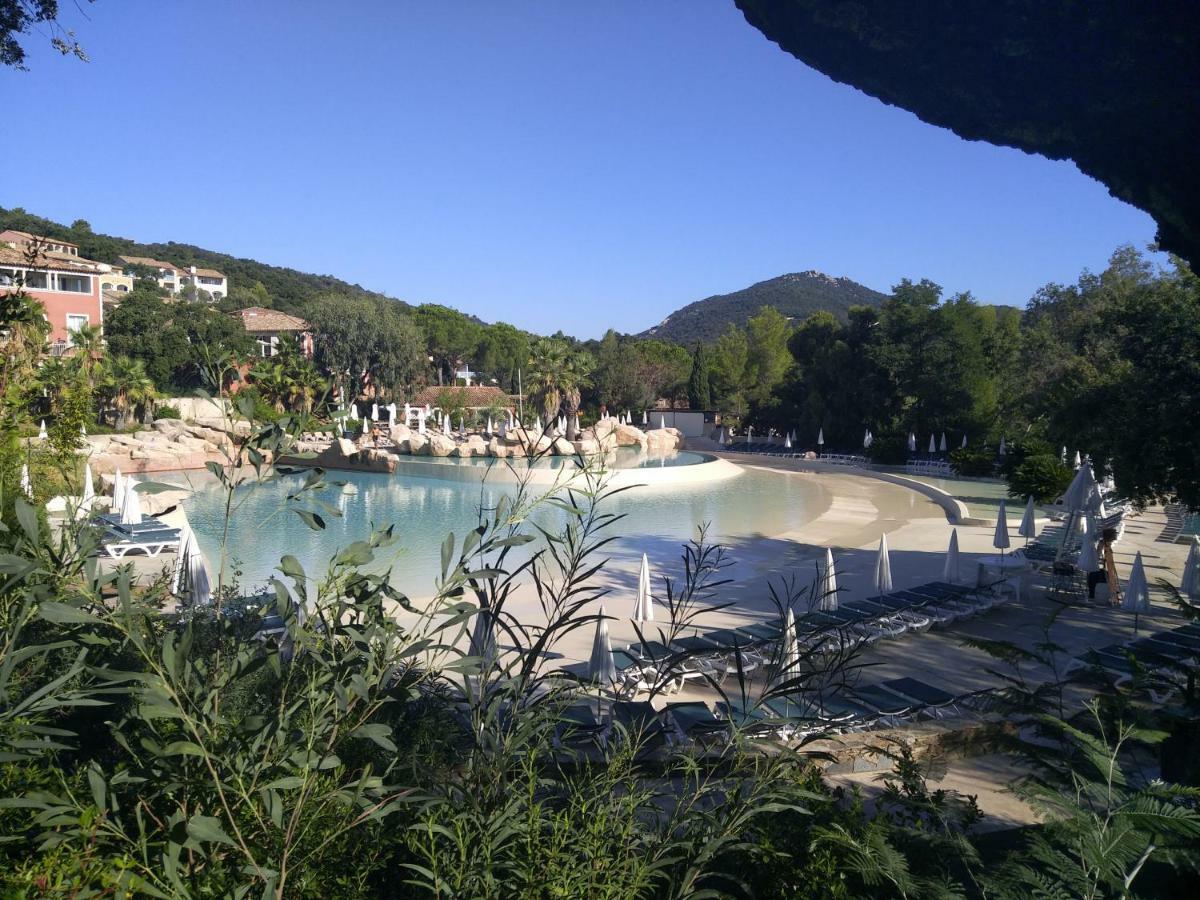 דירות גרימו Les Restanques, Bastides Vue Golfe Saint Tropez מראה חיצוני תמונה