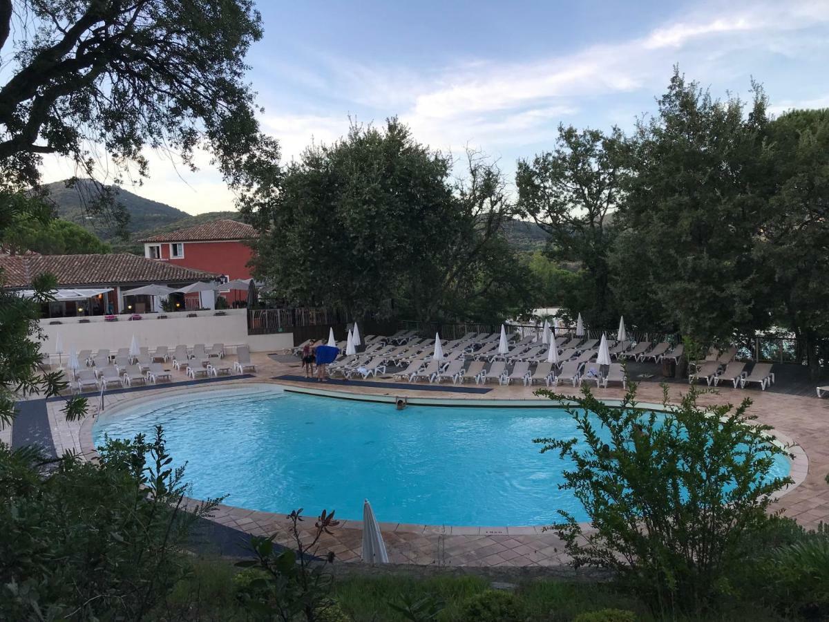 דירות גרימו Les Restanques, Bastides Vue Golfe Saint Tropez מראה חיצוני תמונה