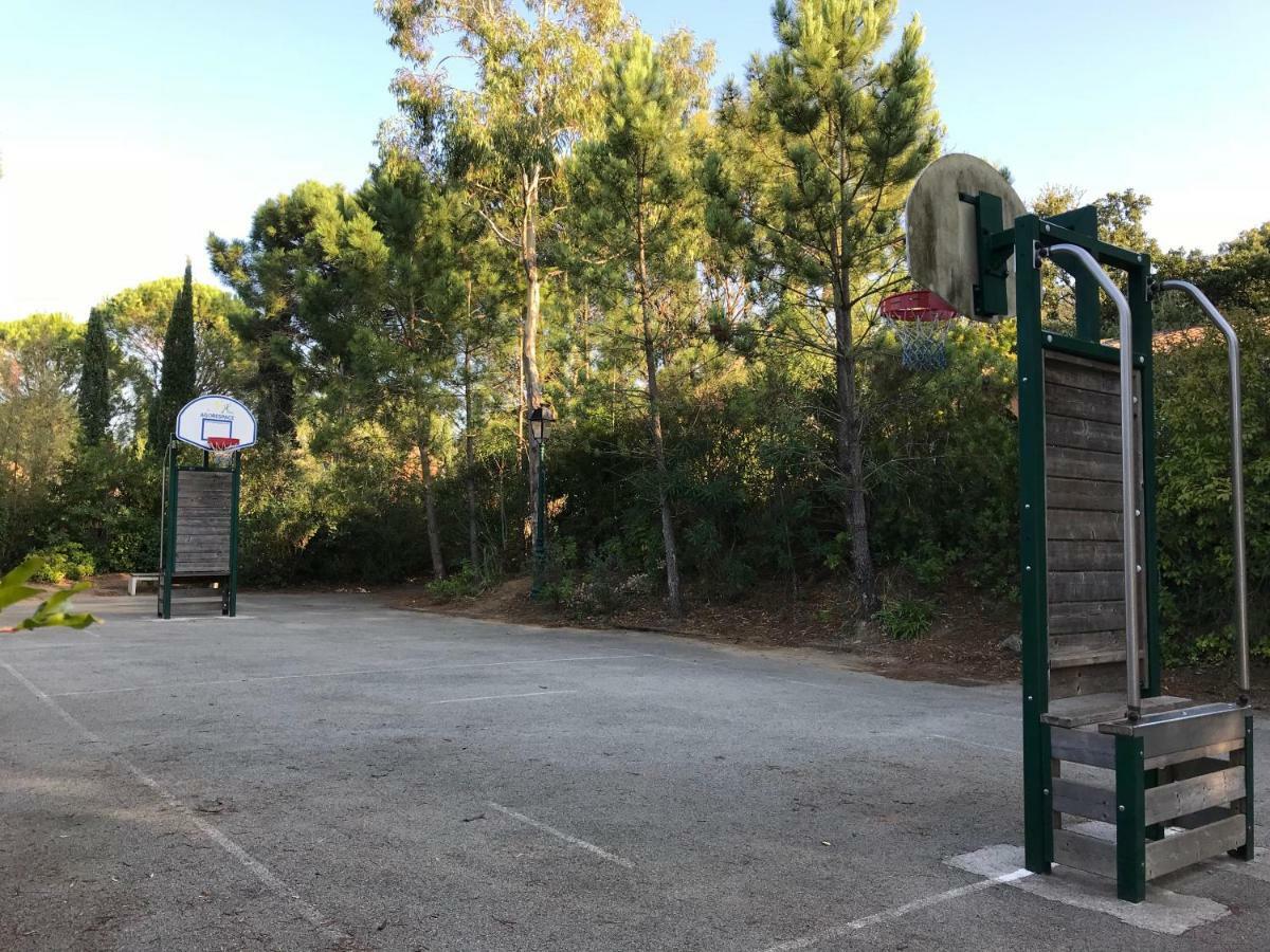 דירות גרימו Les Restanques, Bastides Vue Golfe Saint Tropez מראה חיצוני תמונה