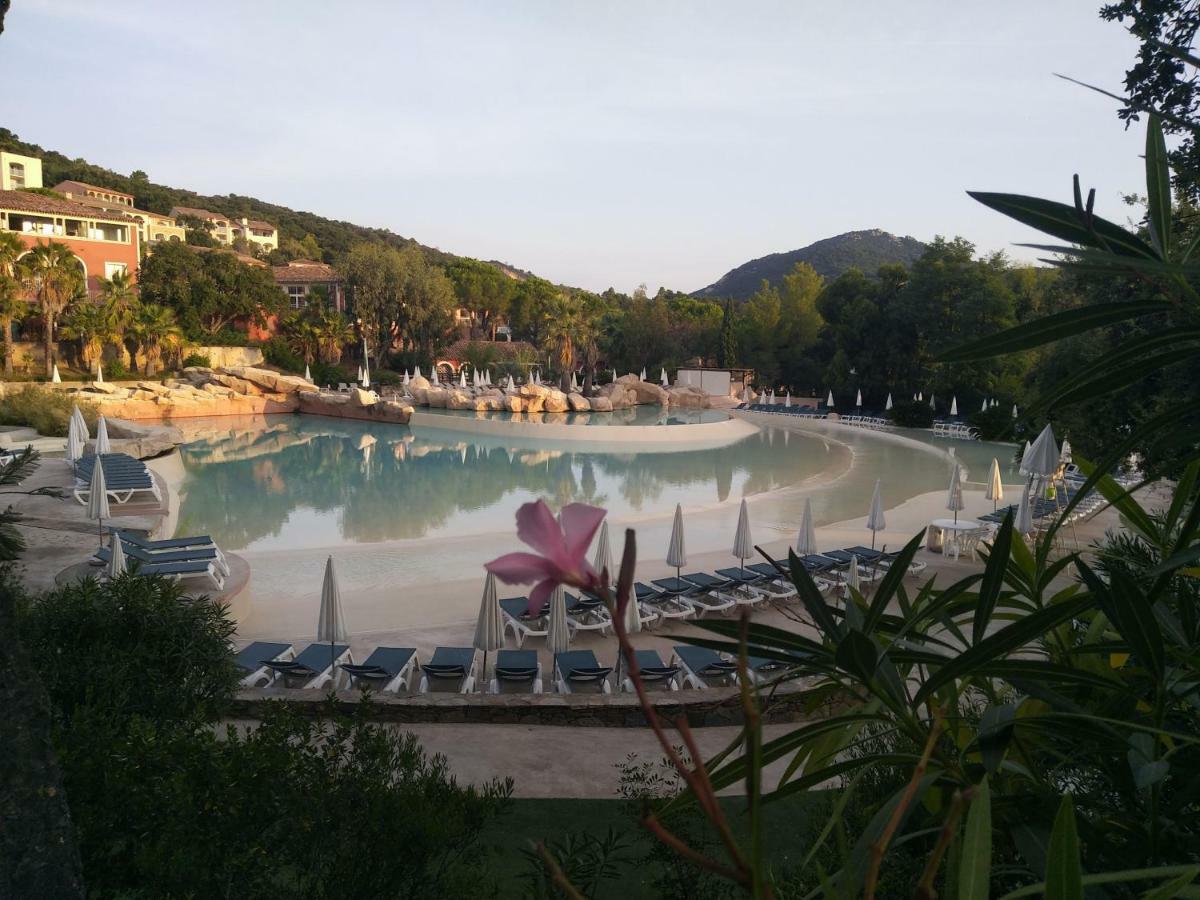 דירות גרימו Les Restanques, Bastides Vue Golfe Saint Tropez מראה חיצוני תמונה